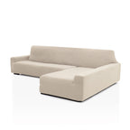 Funda de chaise longue elástica Soraya en color Marfil, brazo largo, lado derecho