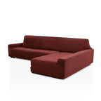 Funda de chaise longue elástica Soraya en color Granate, brazo largo, lado derecho