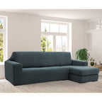 Funda de chaise longue elástica Soraya en color Azul grisáceo (ambiente)