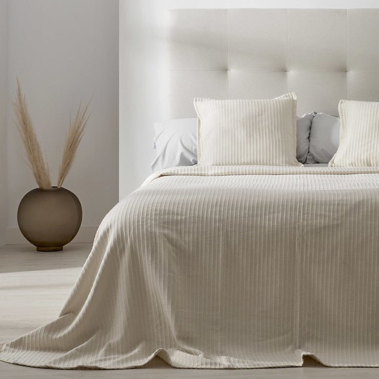 Colcha Tejida Java | 50% Algodón - 50% Poliéster - Crema